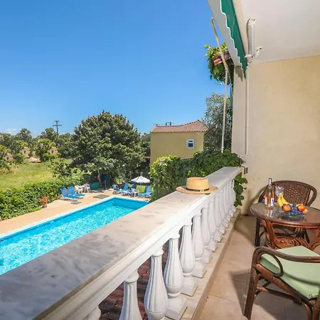 The Mayflower & 3* モライティカ