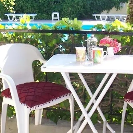 五月花酒店 3* 莫拉蒂卡