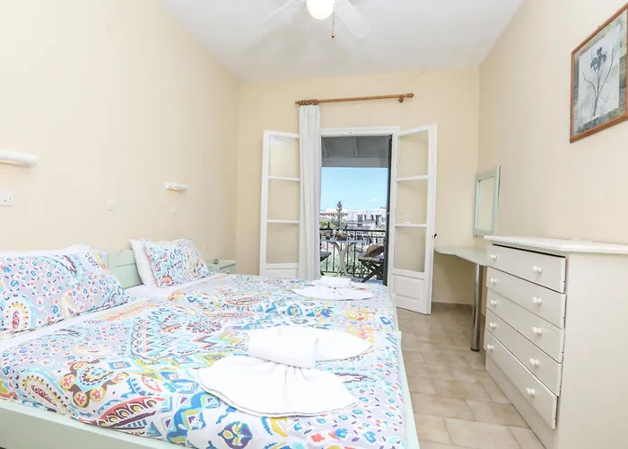 The Mayflower & Апарт-отель