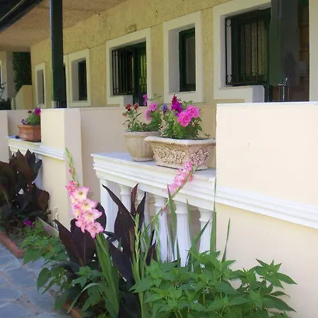 Hotel de apartamente The Mayflower & 3*