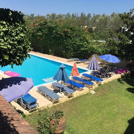 Hotel de apartamente The Mayflower & Moraitika