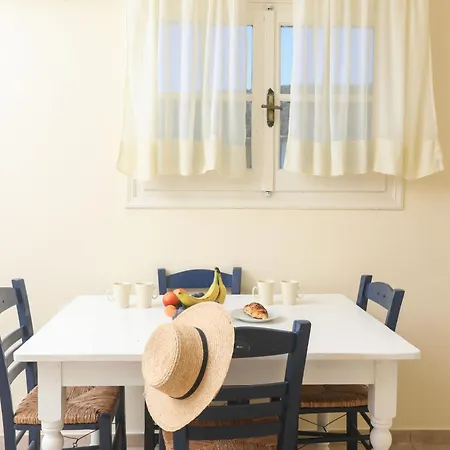 The Mayflower & 4* 모라이티카